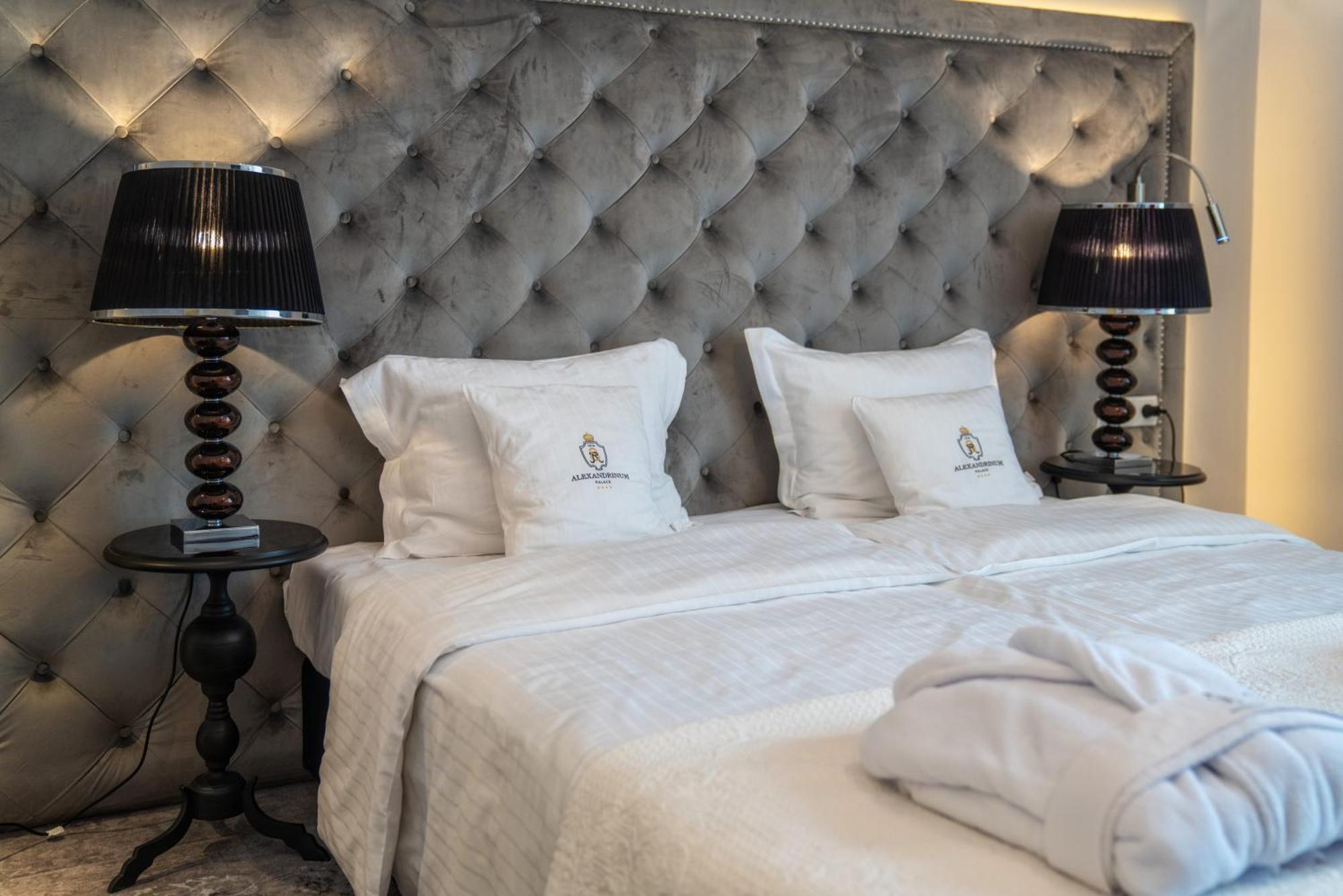 Hotel Palac Alexandrinum Krubki Esterno foto