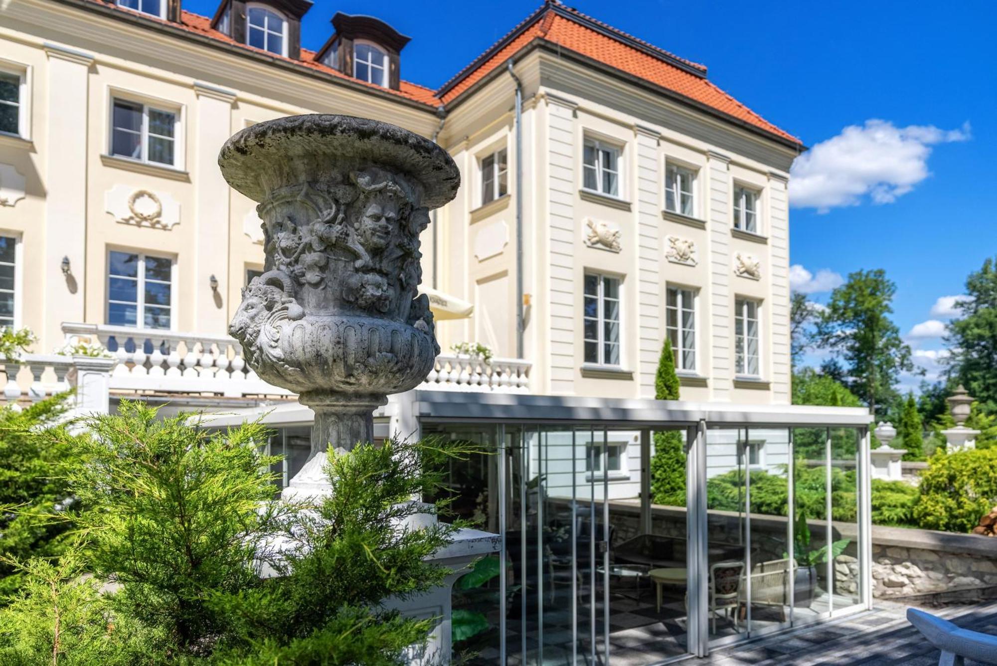 Hotel Palac Alexandrinum Krubki Esterno foto