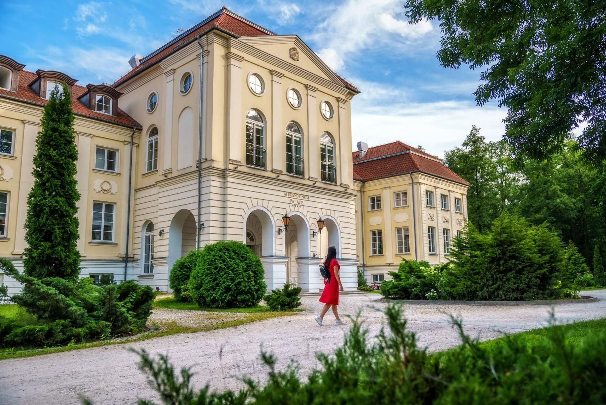 Hotel Palac Alexandrinum Krubki Esterno foto
