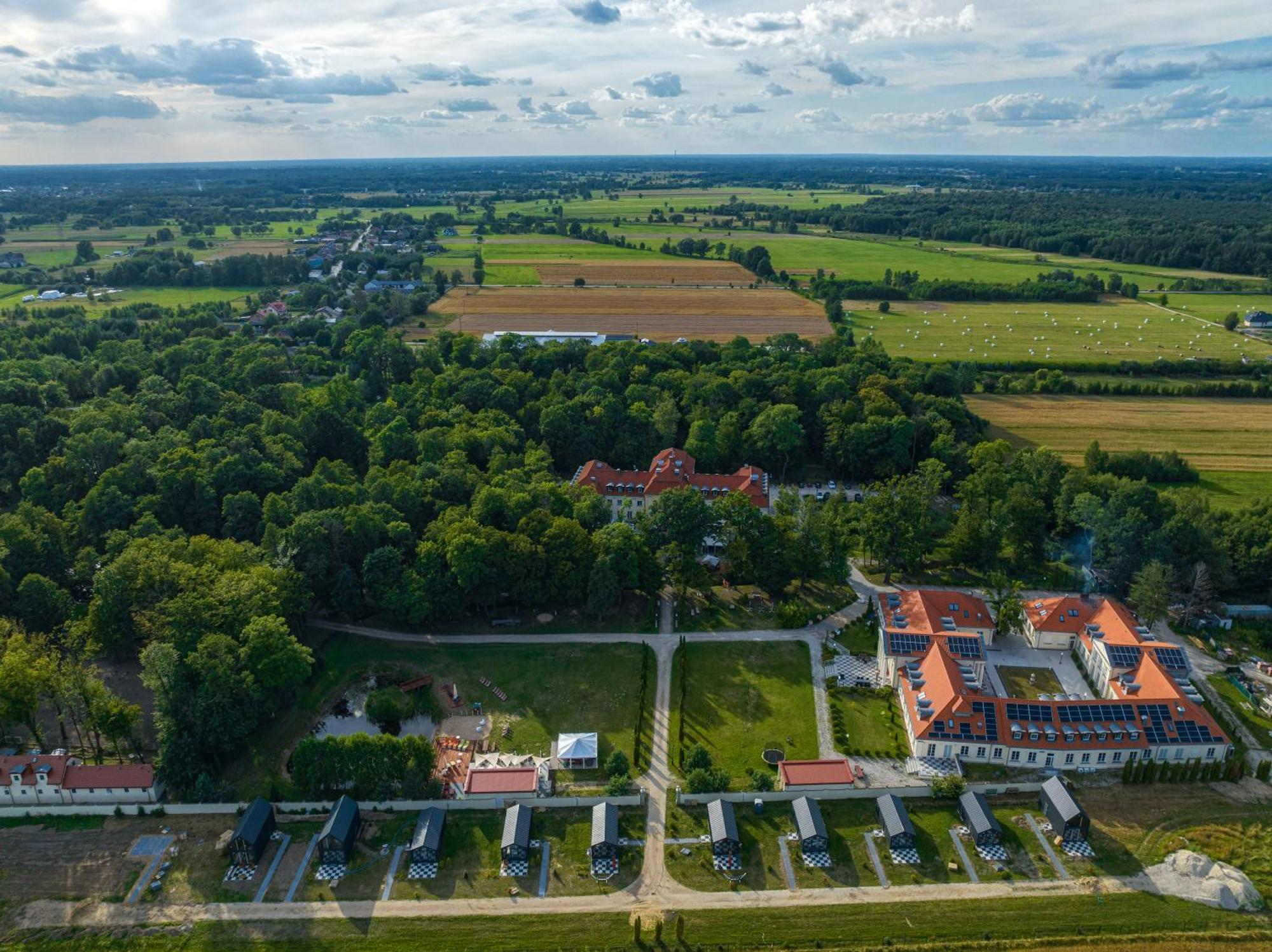 Hotel Palac Alexandrinum Krubki Esterno foto