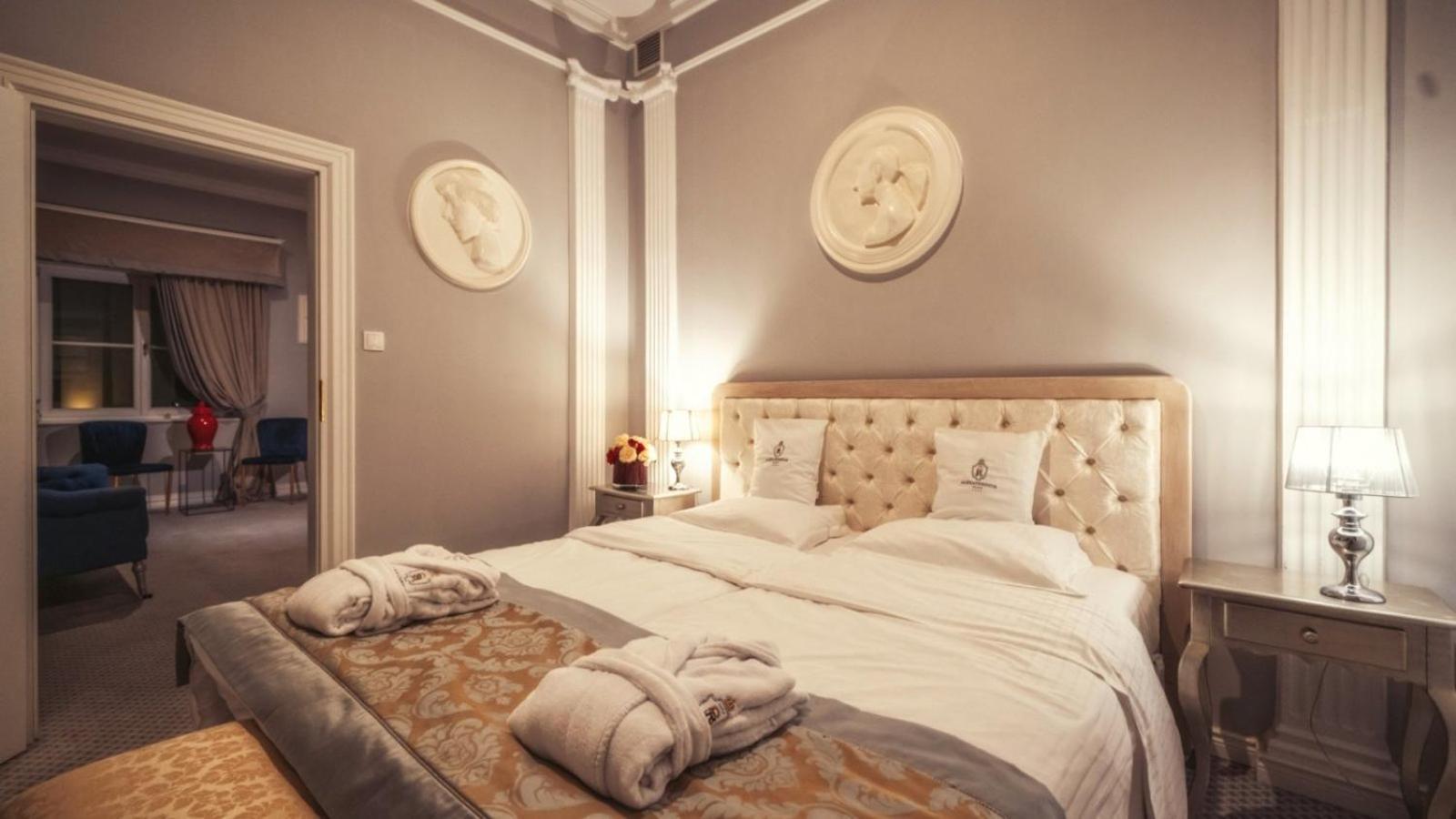 Hotel Palac Alexandrinum Krubki Esterno foto